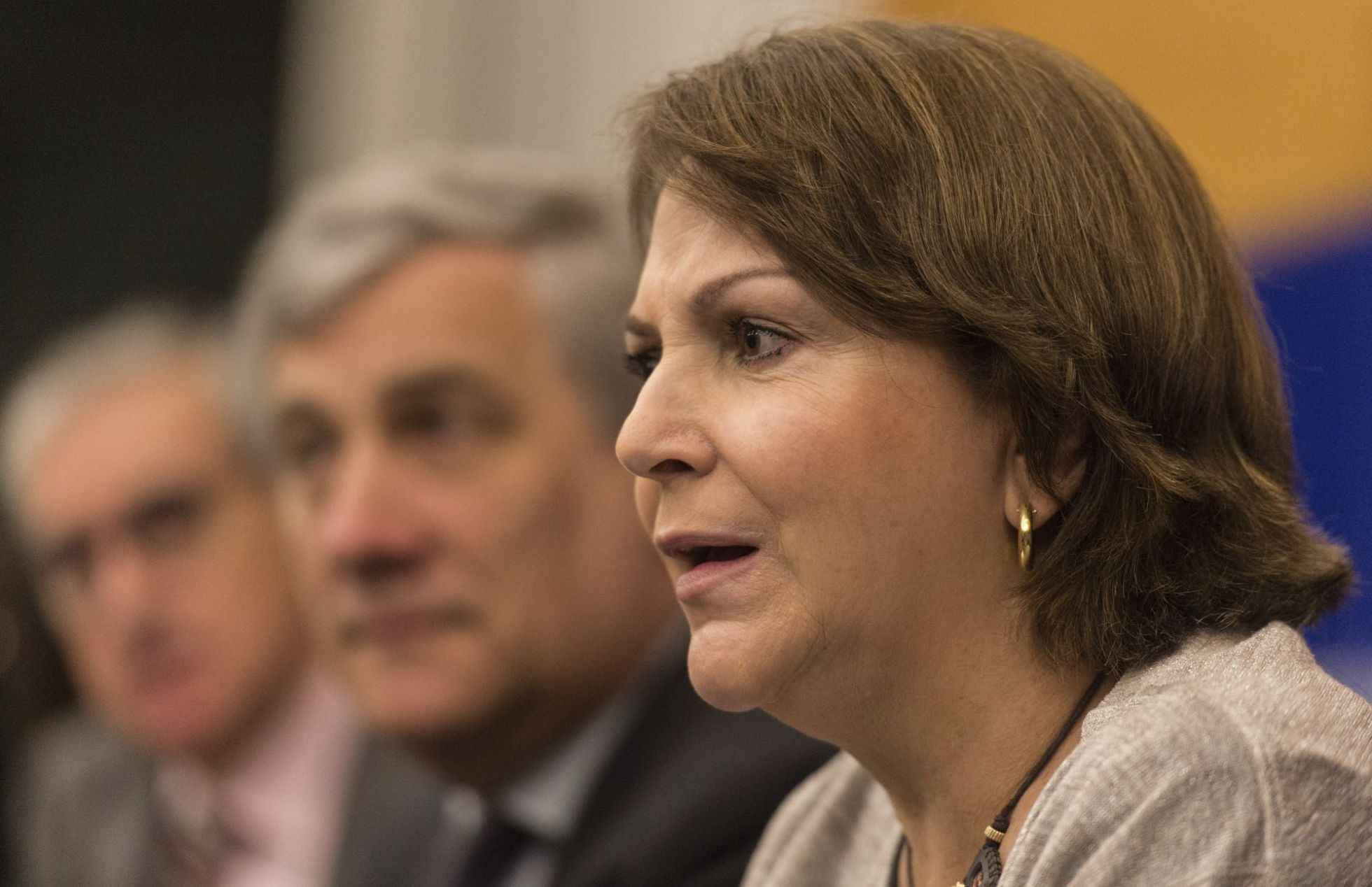 Mitzy Capriles (dcha), ofrece una rueda de prensa en el Parlamento Europeo en Estrasbur junto a Tajani y Jáuregui en el Parlamento Europeo en Estrasburgo. Mitzy Capriles (dcha), ofrece una rueda de prensa en el Parlamento Europeo en Estrasbur junto a Tajani y Jáuregui en el Parlamento Europeo en Estrasburgo.
