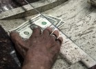 El dólar paralelo se dispara en Venezuela