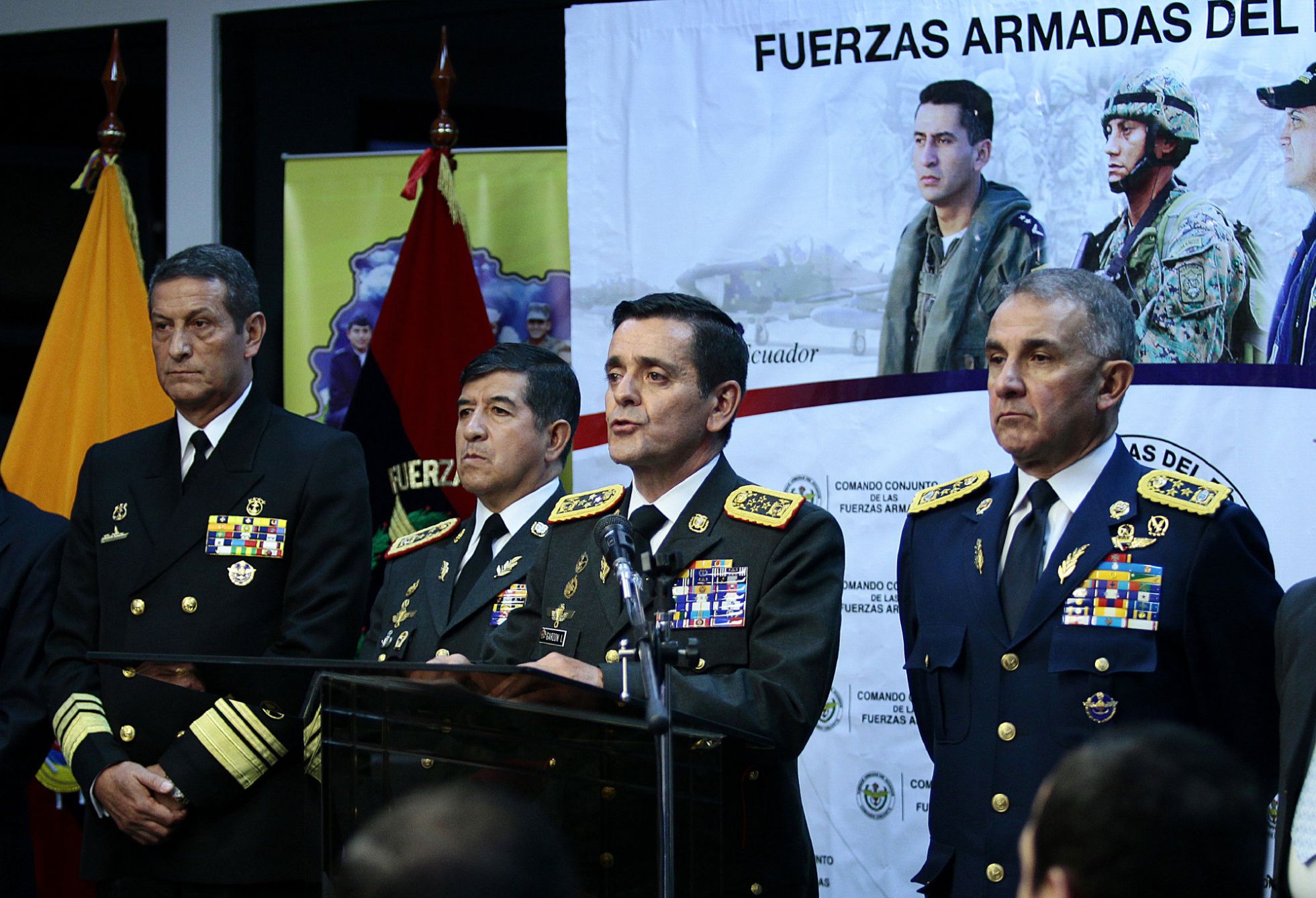 El Alto Mando Militar, en una rueda de prensa el viernes El Alto Mando Militar, en una rueda de prensa el viernes