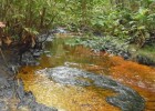 Dos fugas de crudo dejan sin agua a miles de peruanos