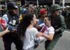 AI critica los abusos de
las fuerzas del orden en América AI critica los abusos de
las fuerzas del orden en América