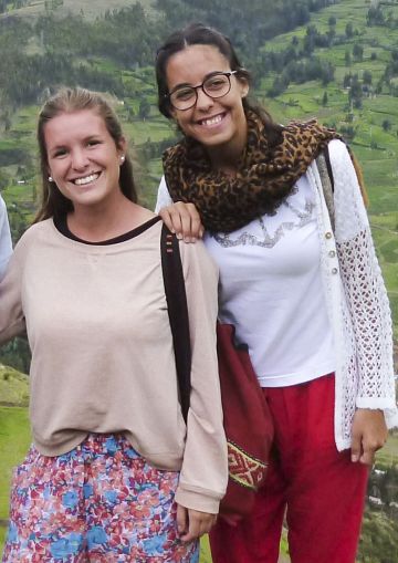 Las jóvenes Marina Menegazzo y María José Coni. Las jóvenes Marina Menegazzo y María José Coni.