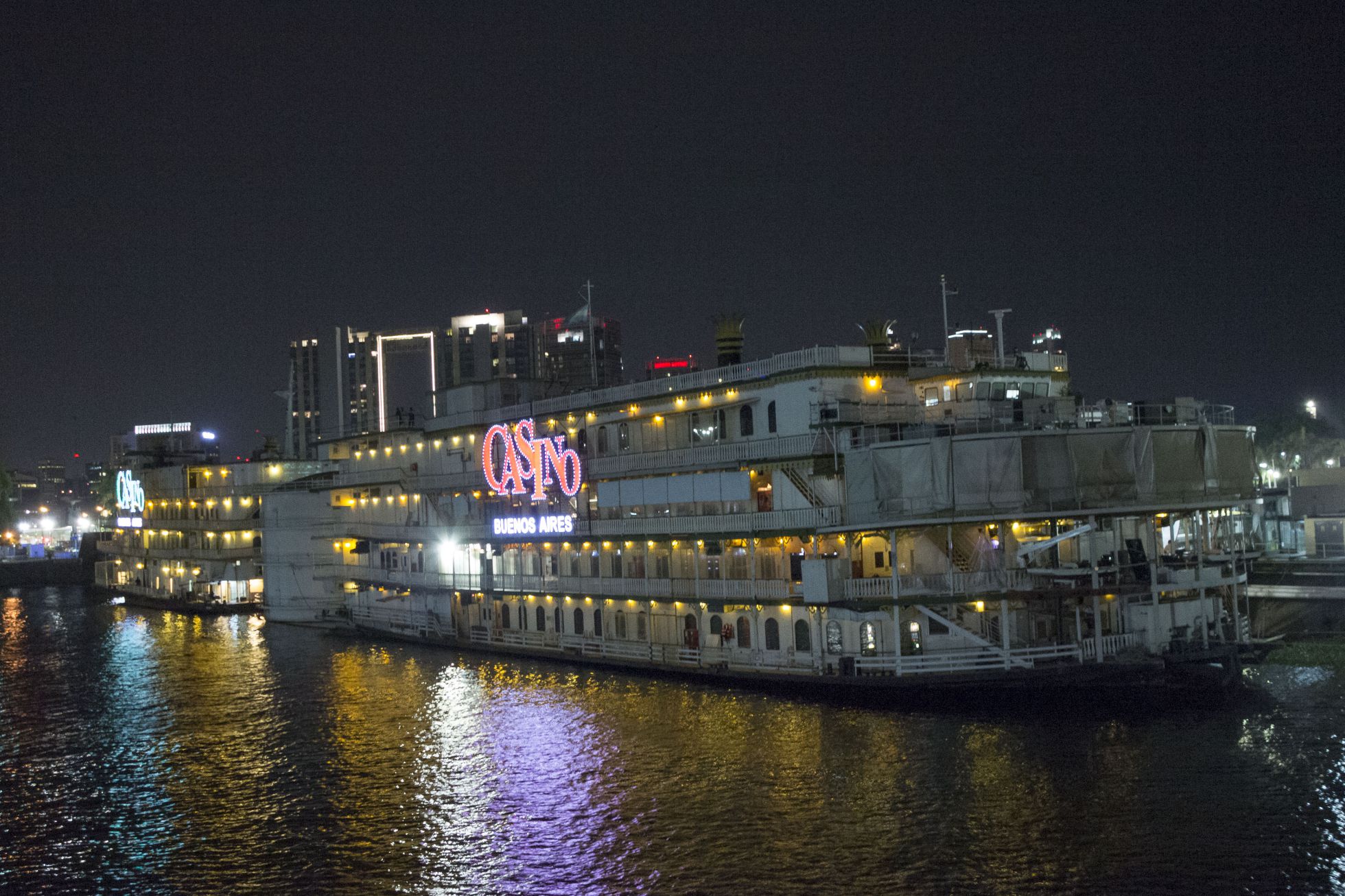 El Casino de Buenos Aires, una marca emblema de Cristobal López. El Casino de Buenos Aires, una marca emblema de Cristobal López.
