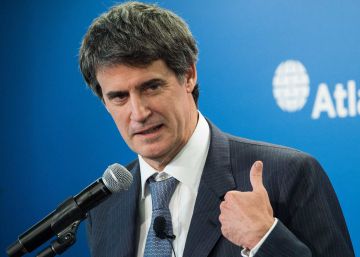 Argentina paga os 9,3 bilhões de dólares que devia aos fundos abutre