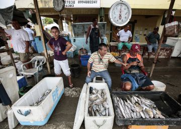 Equador localiza o corpo da vítima 661 um mês após o terremoto