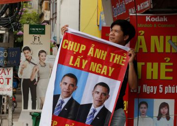 Obama visita um Vietnã comunista, mas que se aproxima mais dos EUA