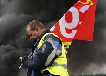 Francia entra en la fase crítica de la oleada de protestas Francia entra en la fase crítica de la oleada de protestas