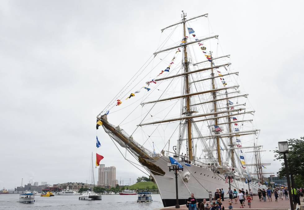 La fragata argentina "Libertad" en el puerto estadounidense de Baltimore