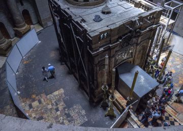 Los cristianos sellan la paz para restaurar la tumba de Cristo Los cristianos sellan la paz para restaurar la tumba de Cristo