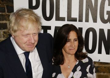 Boris Johnson: Trump con un Tesauro Boris Johnson: Trump con un Tesauro