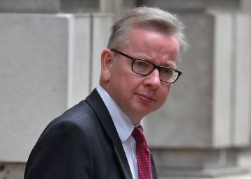 La retirada de Boris Johnson aviva la guerra de los ‘tories’ La retirada de Boris Johnson aviva la guerra de los ‘tories’