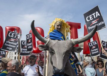 El acuerdo comercial con Canadá deberá pasar por los parlamentos nacionales El acuerdo comercial con Canadá deberá pasar por los parlamentos nacionales