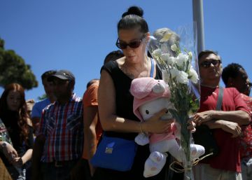 Almenys 10 nens i 20 estrangers entre les víctimes