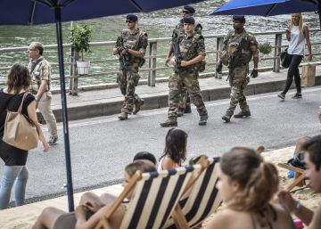 Los medios debaten si publicar las fotos de los terroristas