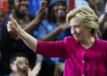Clinton mostra estratégia para desmascarar Trump
