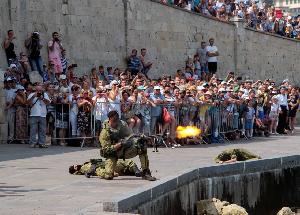 Marines rusos celebran el día de la Armada en Sebastopol el pasado 31 de julio.
