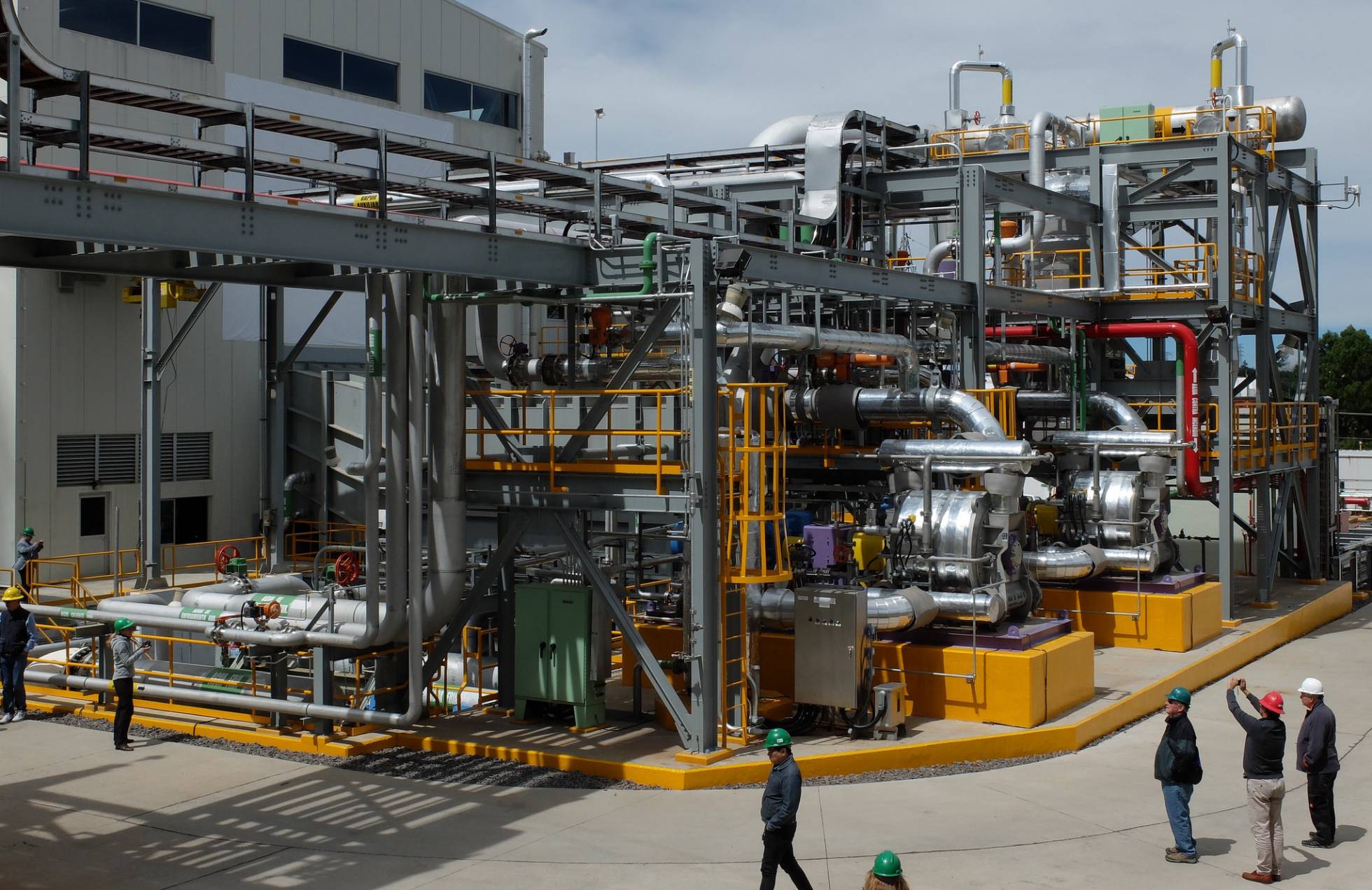 Central geotérmica de Los Azufres, no México. Central geotérmica de Los Azufres, no México.