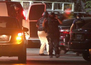 La fiscalía mexicana acusa al hijo del cineasta León Serment del asesinato de sus padres