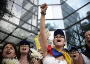 La oposición a Maduro seguirá en las calles hasta forzar el revocatorio La oposición a Maduro seguirá en las calles hasta forzar el revocatorio