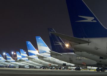 Aerolíneas Argentinas suspende una semana sus dos vuelos a Caracas Aerolíneas Argentinas suspende una semana sus dos vuelos a Caracas