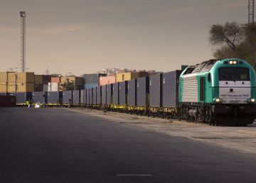 China da un nuevo paso en su Ruta de la Seda moderna y la lleva a Afganistán