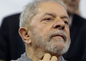 Lula es queda a un pas d’asseure’s al banc dels acusats