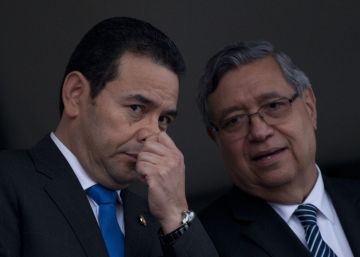 Dos familiares de Jimmy Morales, implicados en una estafa al Estado Dos familiares de Jimmy Morales, implicados en una estafa al Estado