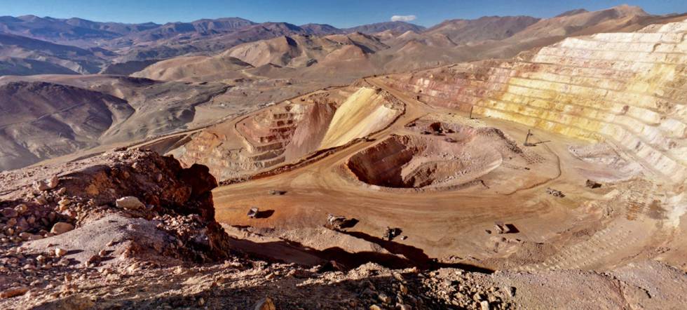 La explotación minera Veladero, de Barrick Gold.