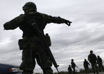 Liberados cuatro de los pasajeros secuestrados en un autobús en Tamaulipas Liberados cuatro de los pasajeros secuestrados en un autobús en Tamaulipas