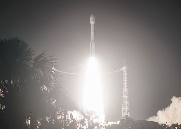 Perú pone en órbita su primer satélite de observación Perú pone en órbita su primer satélite de observación