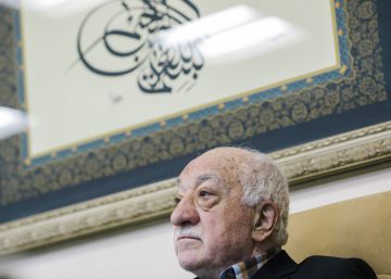 Gülen, o clérigo que a Turquia acusa de ser o responsável pelo golpe, culpa Erdogan Gülen, o clérigo que a Turquia acusa de ser o responsável pelo golpe, culpa Erdogan