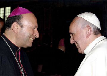 El nuncio papal llega a México para imponerse a una Iglesia en llamas El nuncio papal llega a México para imponerse a una Iglesia en llamas