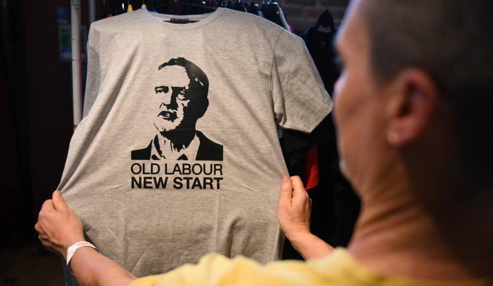 Camiseta de Corbyn con la leyenda: