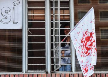Após o ‘não’ aos acordos, líderes políticos tentam salvar processo de paz na Colômbia Após o ‘não’ aos acordos, líderes políticos tentam salvar processo de paz na Colômbia