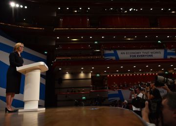 Reino Unido anuncia restrições à contratação de estrangeiros