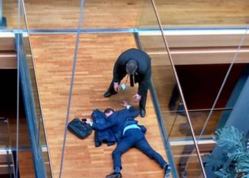 Un europarlamentari de l’UKIP, hospitalitzat després d’un incident