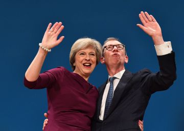 May da prioridad al control de la inmigración May da prioridad al control de la inmigración