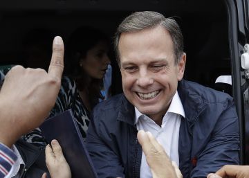 Un millonario “no político” para un Brasil convulso