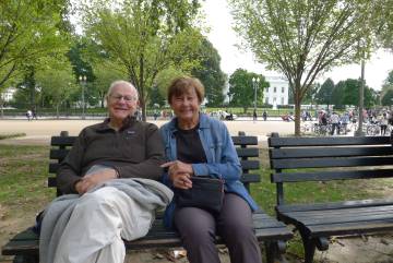 Los neoyorquinos Bernie Posner y Loraine Salerno.
