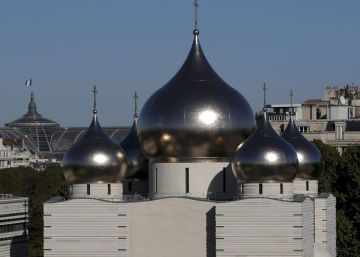 La catedral ortodoxa en París expone las fricciones entre Putin y Hollande