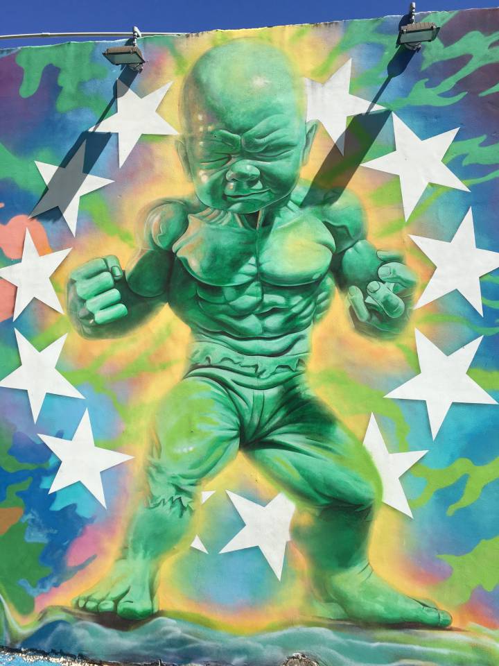 Un grafiti de Ron English. Un grafiti de Ron English.