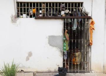 Cadeias seguem superlotadas e sob o domínio de facções