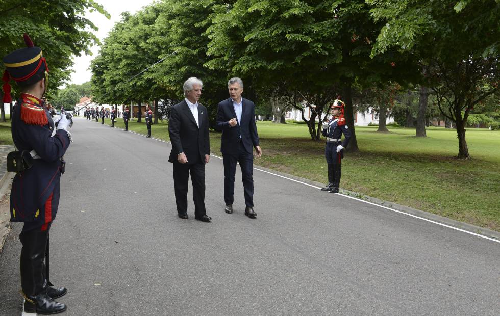 Resultado de imagen de mACRI RECIBE A tABARÉ