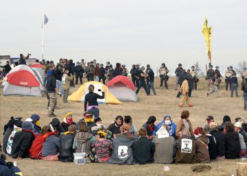 Solidaridad online con los sioux tras un repunte de las protestas contra un oleoducto en Estados Unidos