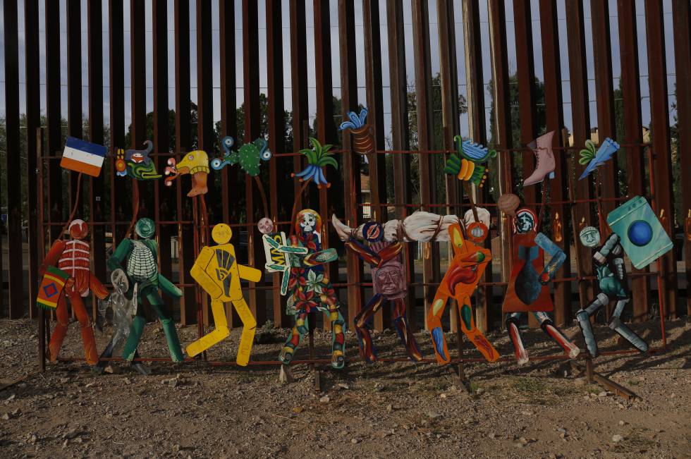 La valla que divide Nogales, Sonora y Nogales, Arizona.