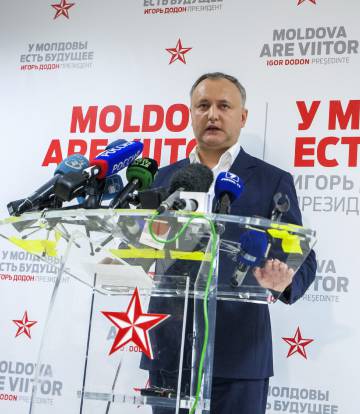El presidente electo Igor Dodón se dirige a la prensa tras conocerse los resultados de la segunda vuelta electoral.