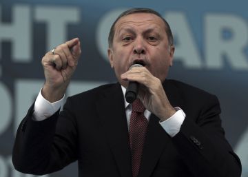 Erdogan lamina el espíritu crítico en la universidad