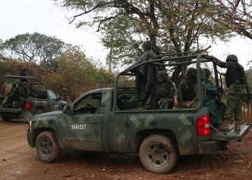 Un comando armado secuestra a entre 12 y 14 personas en un pueblo de México