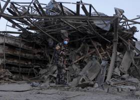 Más de 30 muertos en un atentado suicida contra una mezquita en Kabul Más de 30 muertos en un atentado suicida contra una mezquita en Kabul