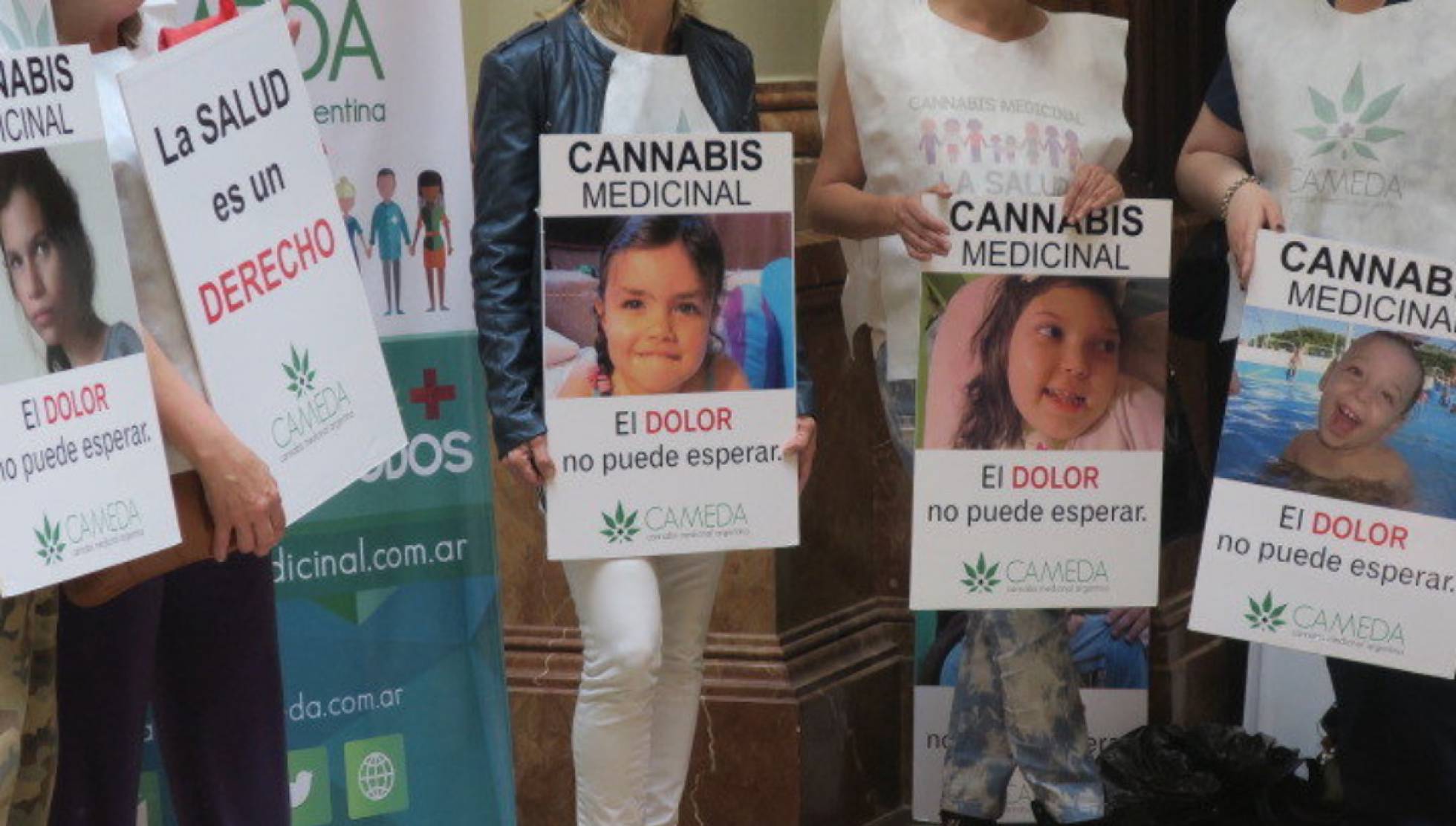 Las madres siguieron el debate dentro del Congreso Nacional